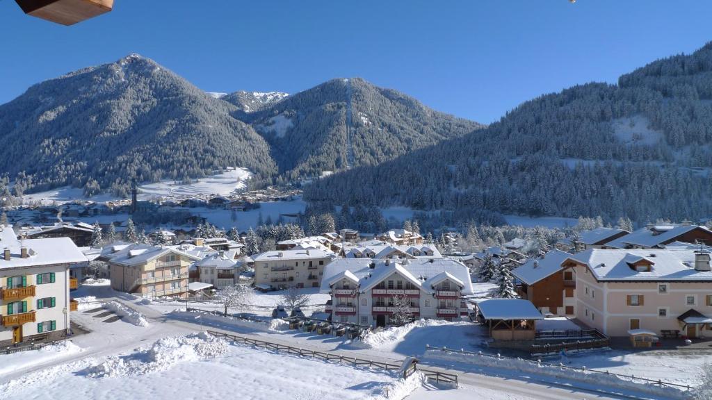 Villa Gemmy Pozza di Fassa Bagian luar foto