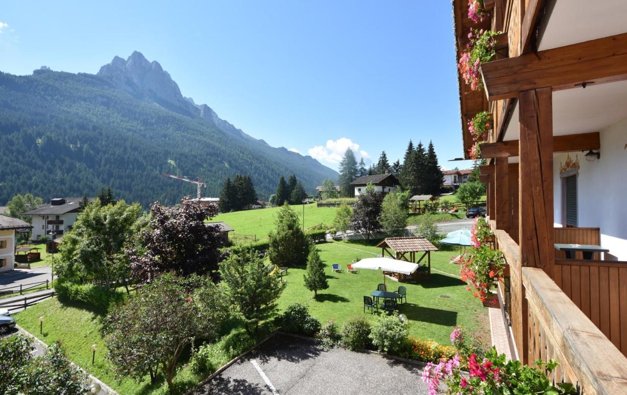 Villa Gemmy Pozza di Fassa Bagian luar foto