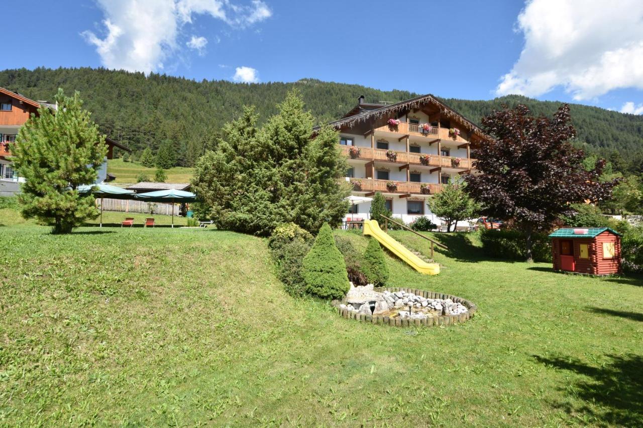 Villa Gemmy Pozza di Fassa Bagian luar foto